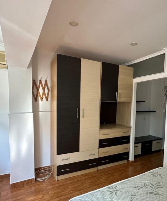 Shitet Garsoniere e konvertuar ne 1+1 Laprake! 73,000 €
