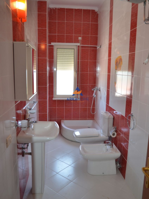 APARTMENT FOR RENT 4+1+BALCONY+VERANDA "DRY LAKE" 1200 EURO.
