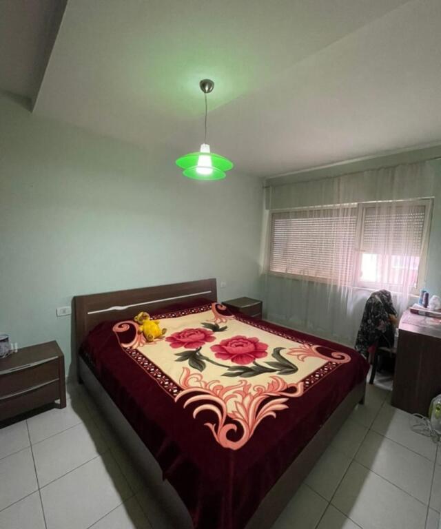 APARTAMENT NË SHITJE 1+1- YZBERISHT