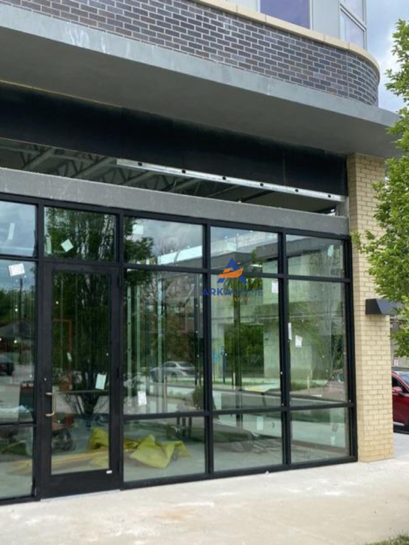 BUSINESS PREMISES FOR RENT 100M2 "ZOGU I ZI, FOLEJA E GJELBER" 1500 EURO.