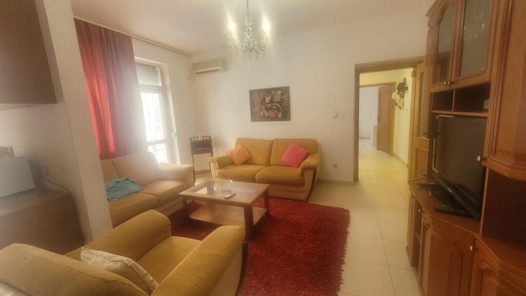 apartament 1+1 me qira