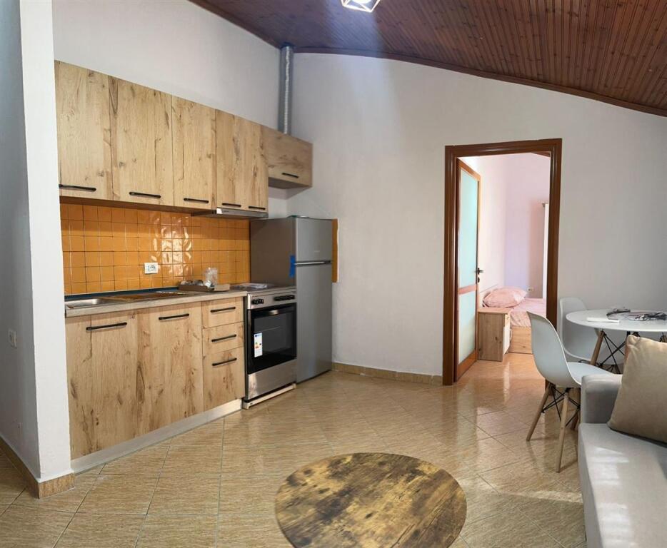 APPARTAMENTO IN AFFITTO 1+1 5 MAJI 400 EURO
