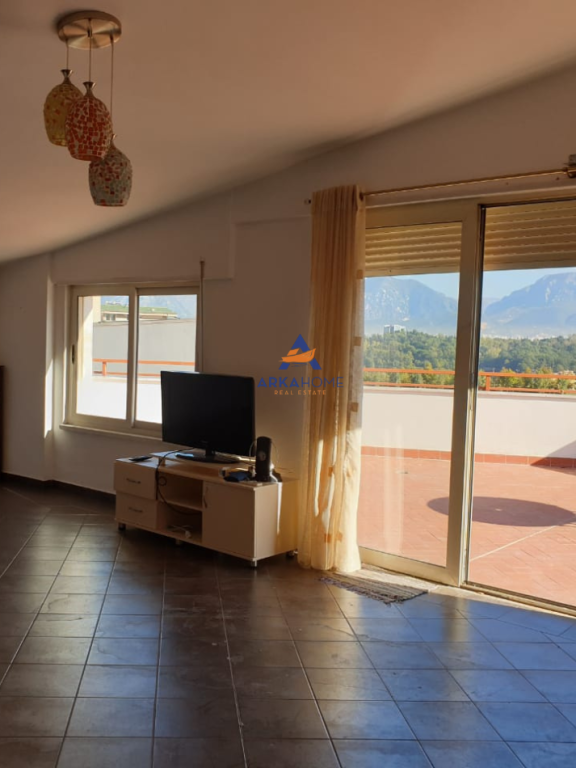 APARTMENT FOR RENT 4+1+BALCONY+VERANDA "DRY LAKE" 1200 EURO.