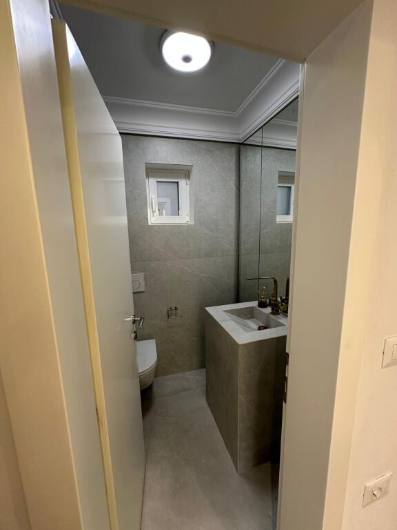 🏢Apartment for Offices for Rent – Durres Street, near the Embassies 💶 Price: 2,000 Euro/monthJ