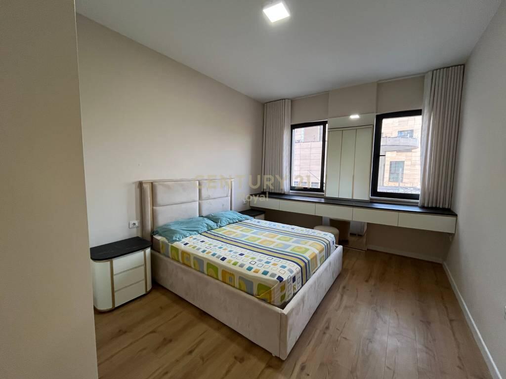 Liqeni i Thatë, Appartamento 2+1+2 in vendita!