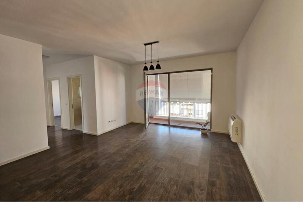 Apartment 2+1+2. In Complex