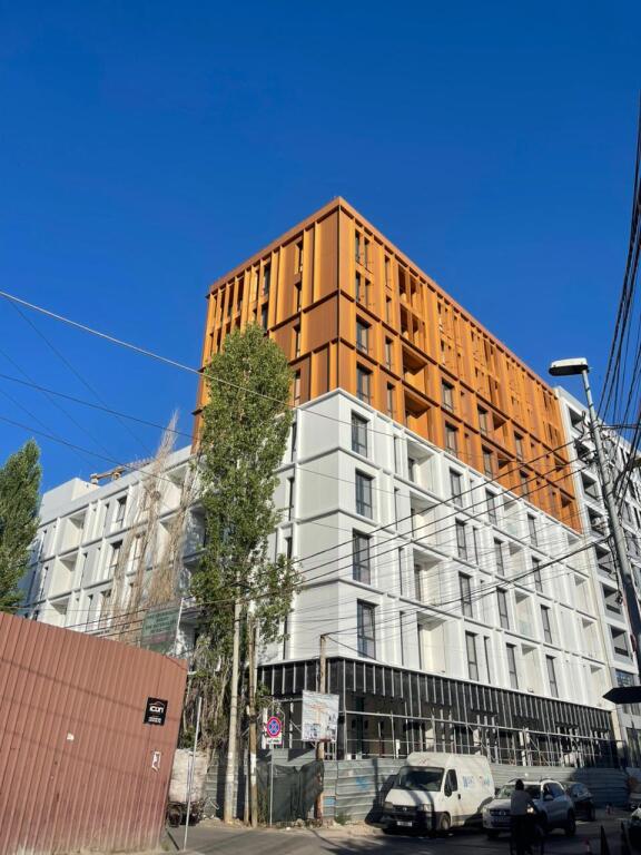 🏙️ Shitet Apartament 1+1 – Rr. Jordan Misja, pranë Bulevardit të Ri