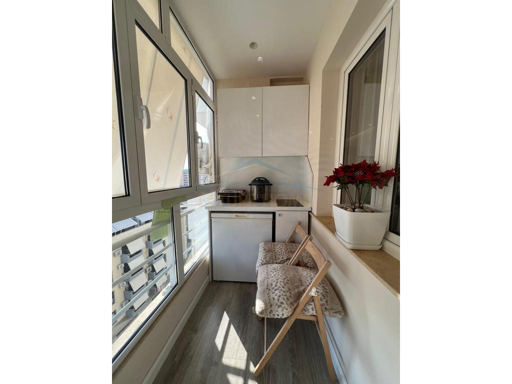 Shitet, Apartament 1+1, Unaza e Re.
