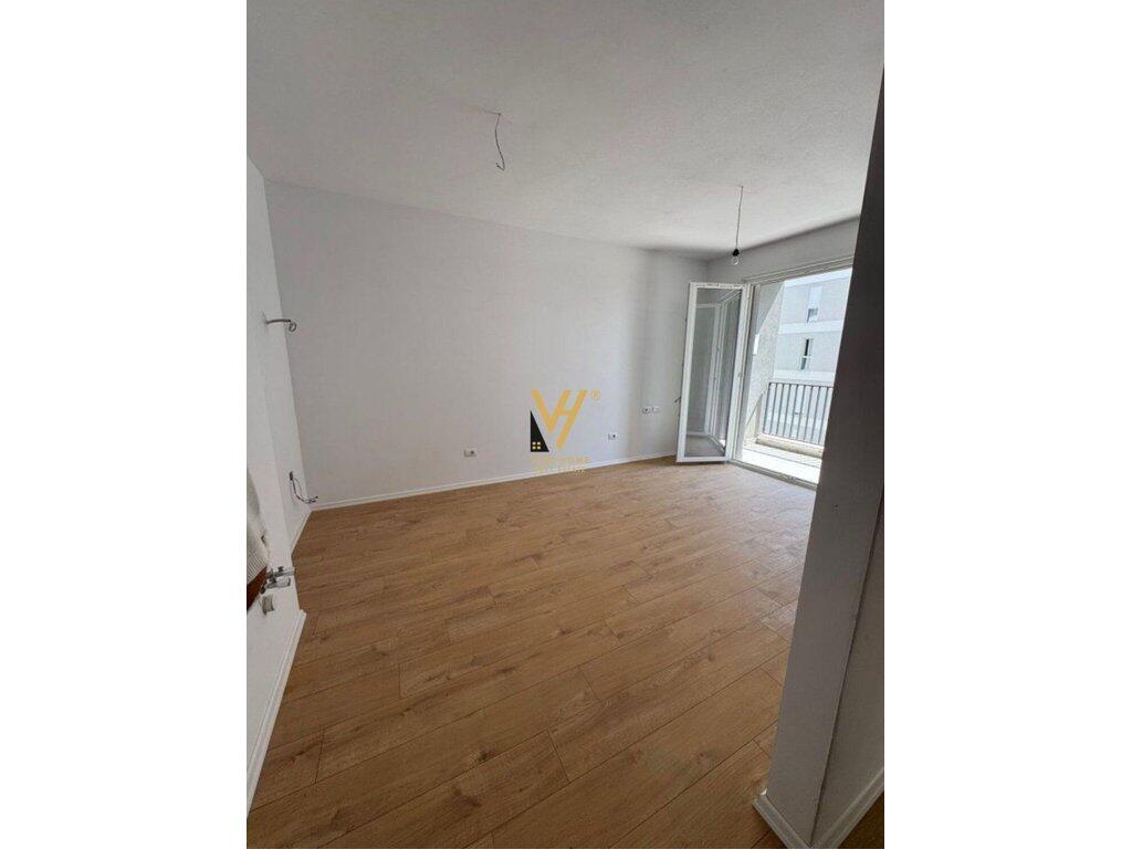 SHITET APARTAMENT 1+1+BLK UNIVERS CITY 72.000 EURO