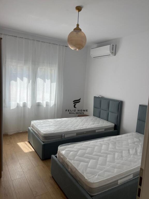 APARTAMENT ME QERA 2+1 QENDER 95.000 LEKE