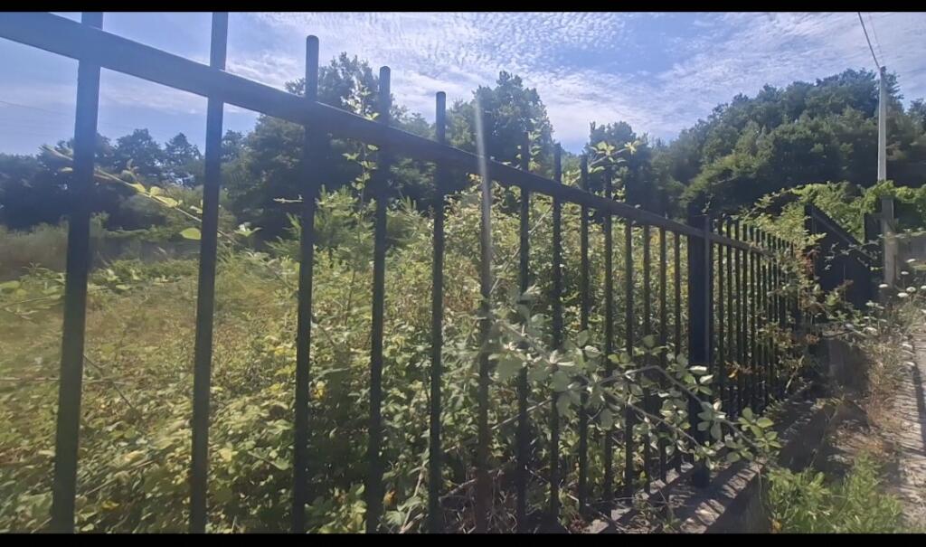 Terreno in vendita vicino a VAQARR 114.000 €