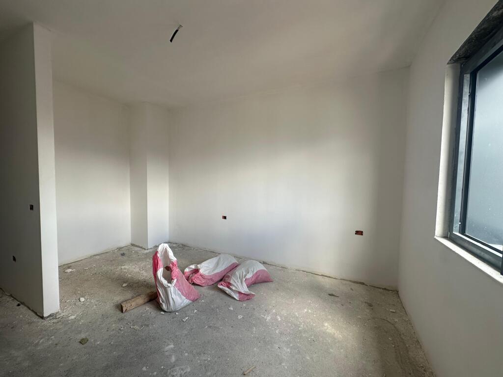 Apartament 2+1+2 për Shitje – Corner Residence