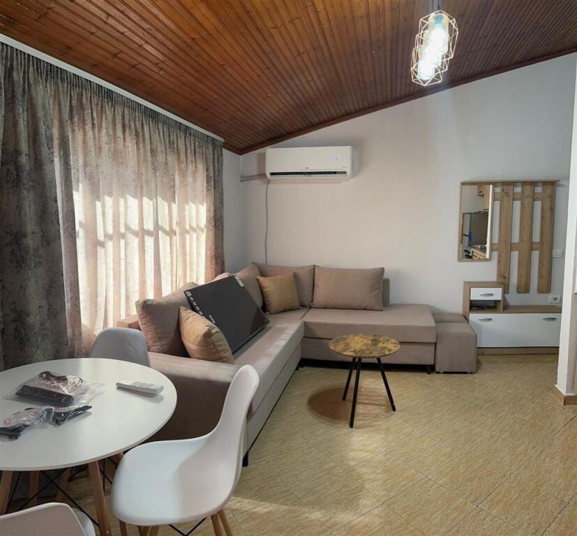 APPARTAMENTO IN AFFITTO 1+1 5 MAJI 400 EURO