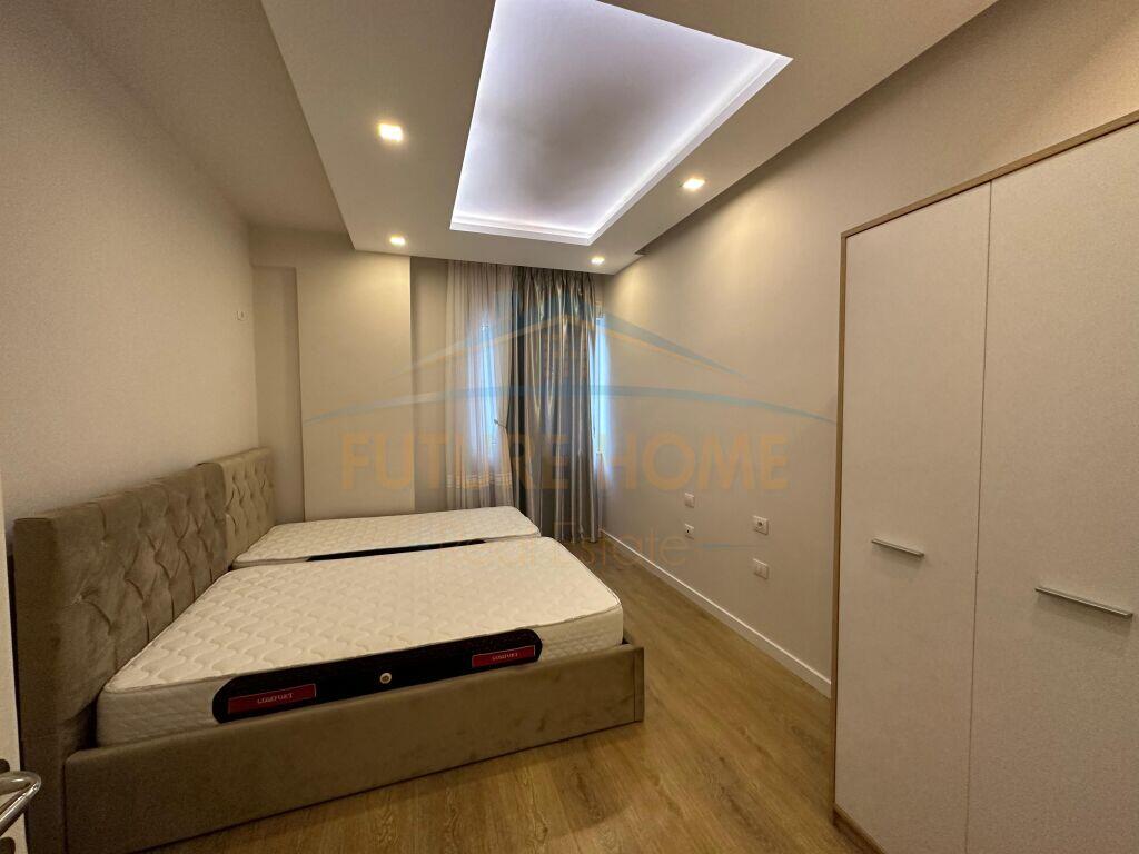 Shitet, Apartament 2+1+2, Liqeni i Thate