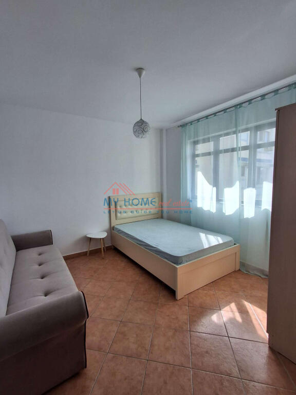 Apartament 2+1 me qera tek Kompleksi Malajzian ne Tirane