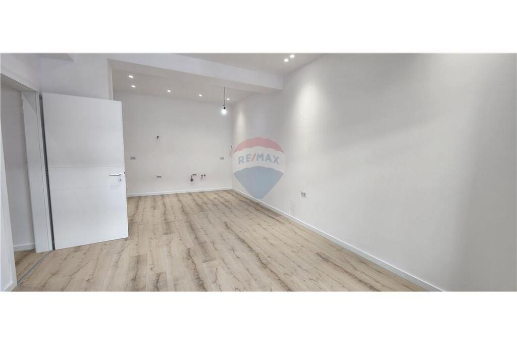 Office For Rent Dibra Street !