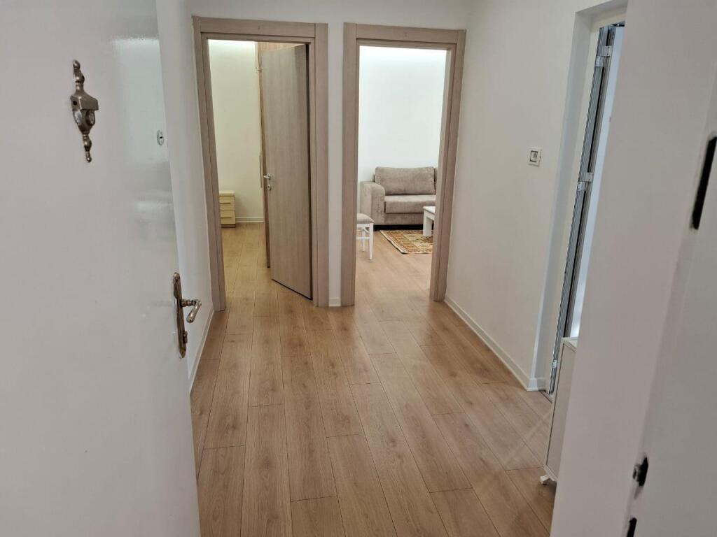 Dispanceria, 1+1 apartment for rent 55,000 leke