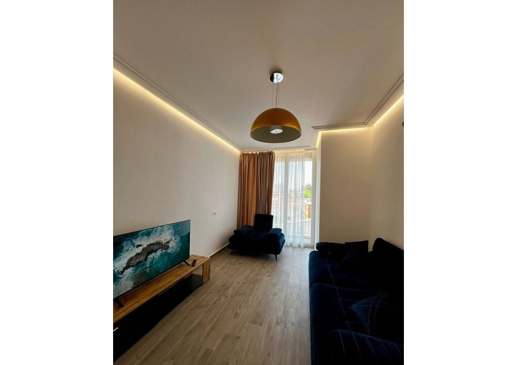 For rent 2+1 apartment + parking space, near the Red School