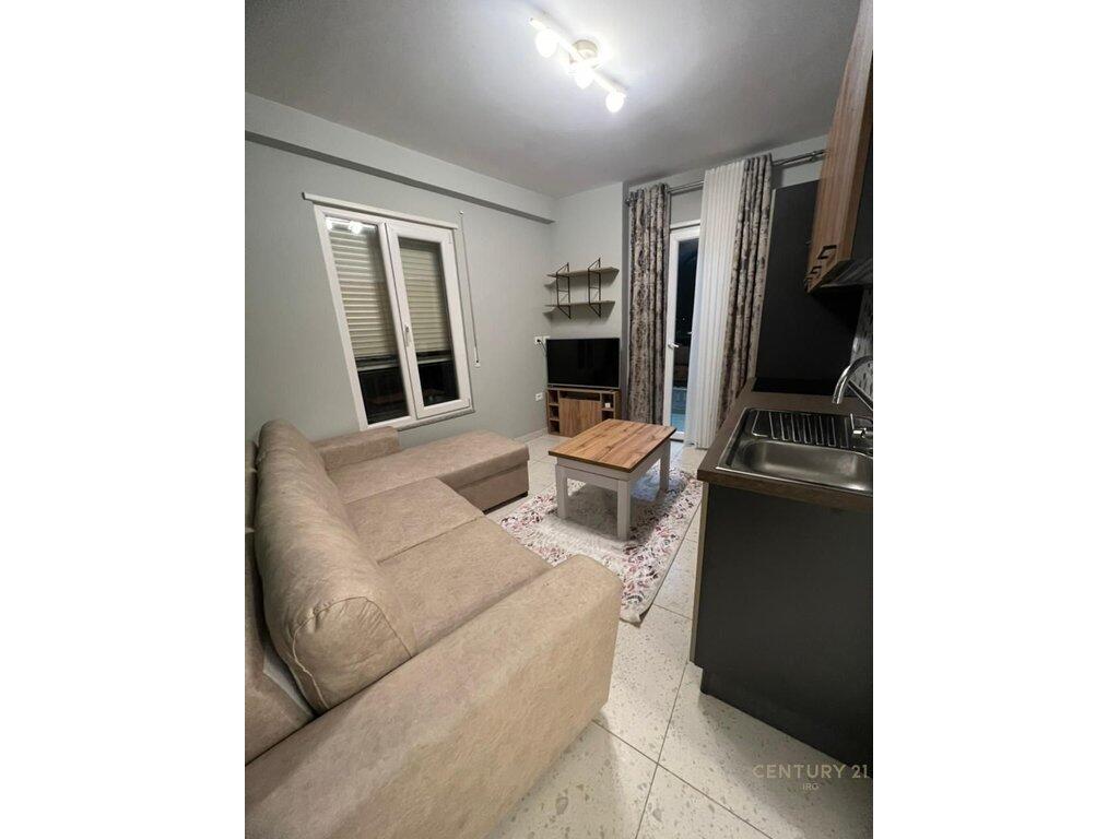 AFFITTASI APPARTAMENTO 1+1 A VILA L2