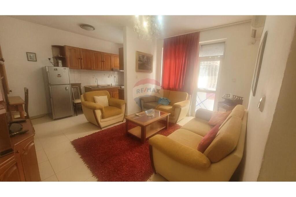 Apartament 1+1 per qira Vasil shanto !