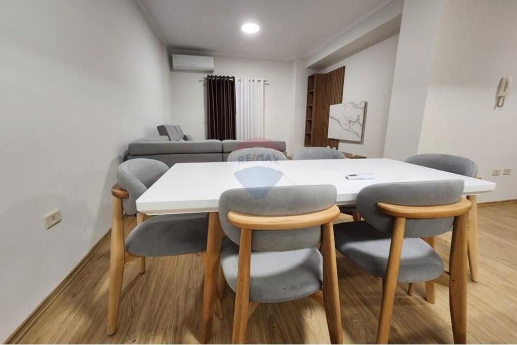 Apartament 2+1+2 me qira