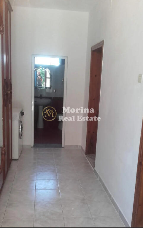 Affitto, Ingresso Privato, 300 euro, Selite
