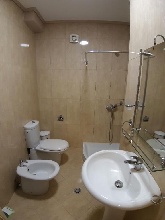Apartment 1+1 for Rent – Near ArTurbina, Tirana Lake