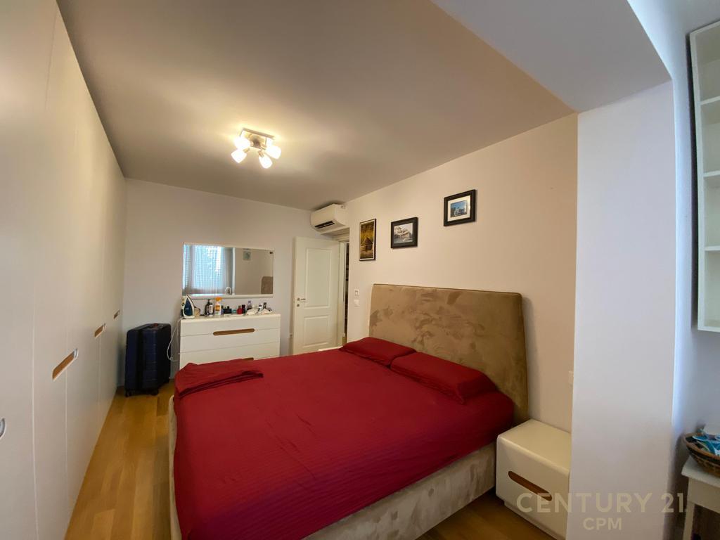 Apartment for rent – 21 Dhjetori, Tirana