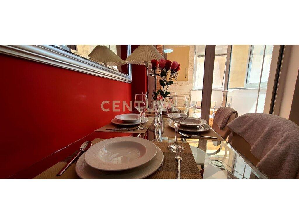 Apartament 1+1 me qera ne Qender te Tiranes