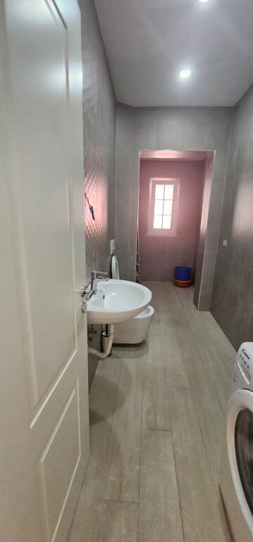 APPARTAMENTO IN AFFITTO 2+1 VICINO DANUBI CENTRO DURRES