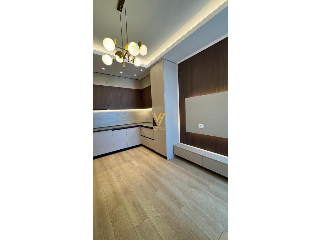 SHITET APARTAMENT 1+1+BLK RRUGA E BOGDANEVE 165.000 EURO