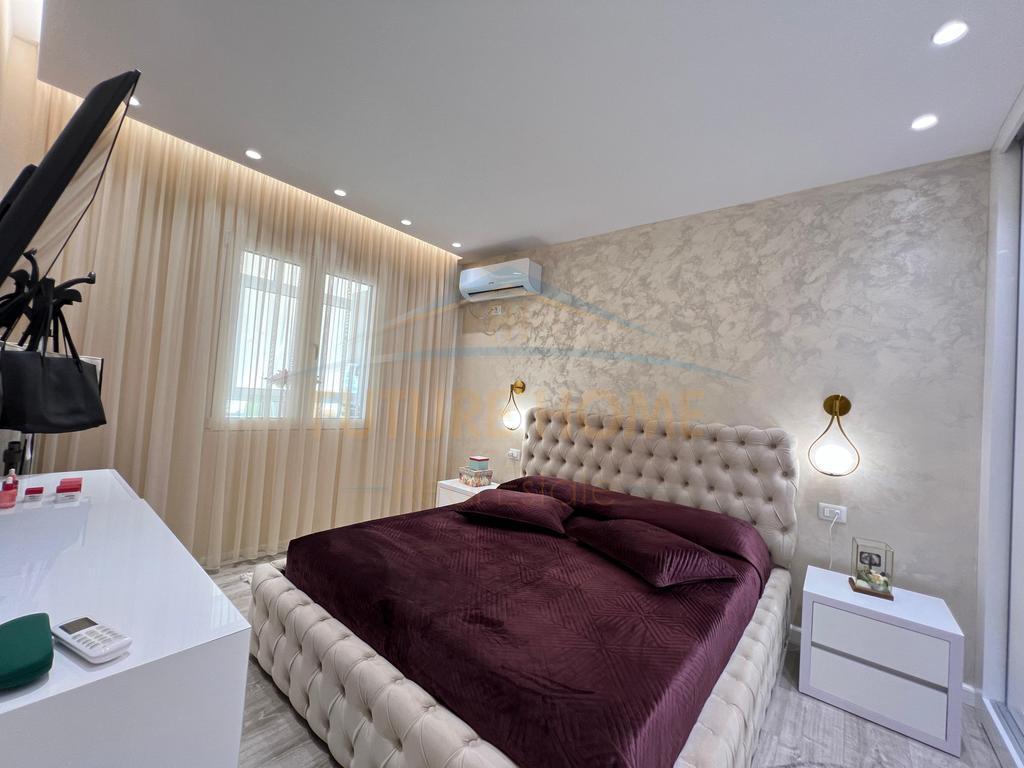 Shitet, Apartament 1+1, Unaza e Re.