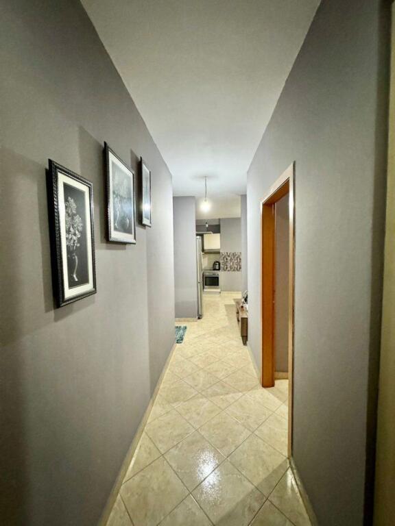 Apartament 1+1 me Qera - 450mije Leke - Astir