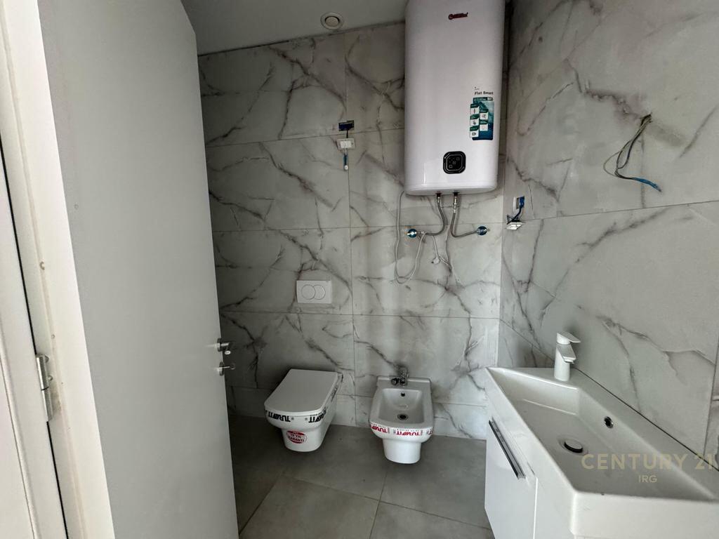 Apartment/ Office 2+1+2 & balcony at Lake View Residence!