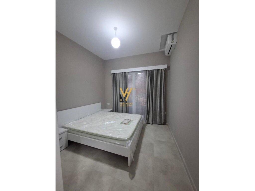JEPET APARTAMENT 1+1 ME QERA YZBERISHT 600 EURO