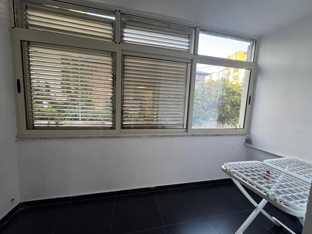 Apartament 2+1 per shitje,BLLOKU