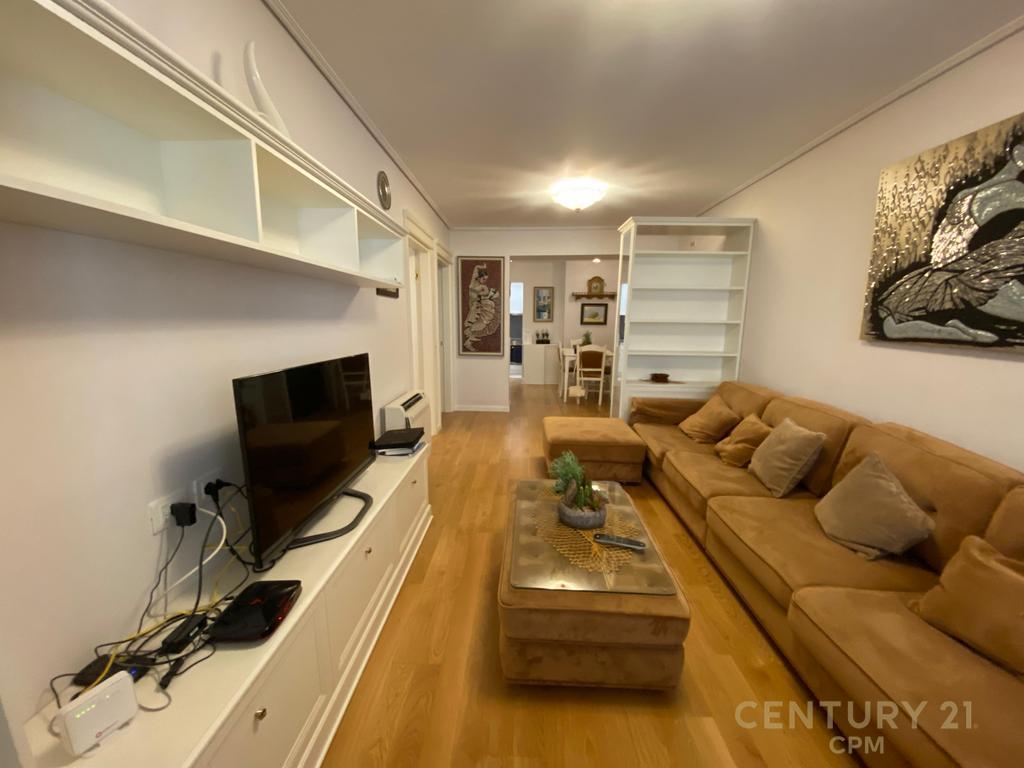 Apartment for rent – 21 Dhjetori, Tirana