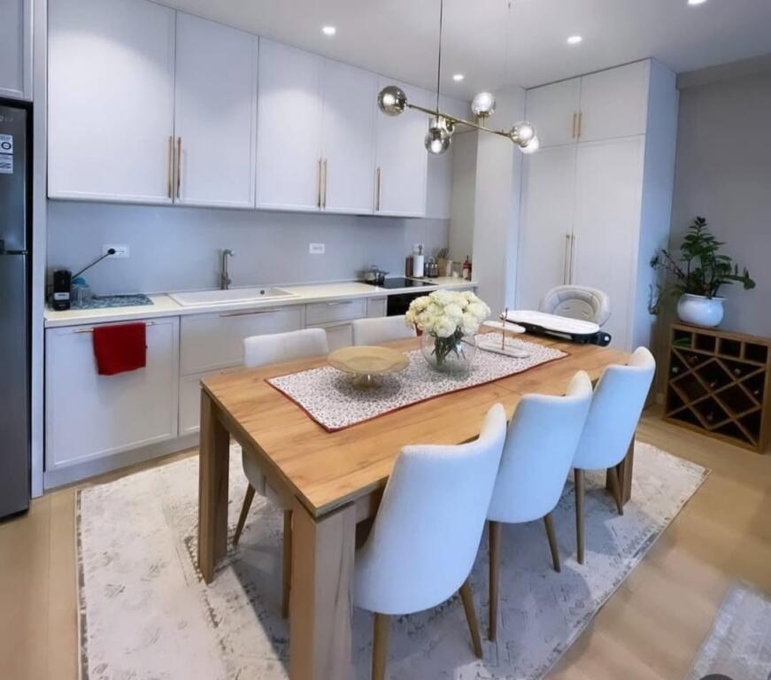 Fusha e Aviacionit shesim super apartament 2+1