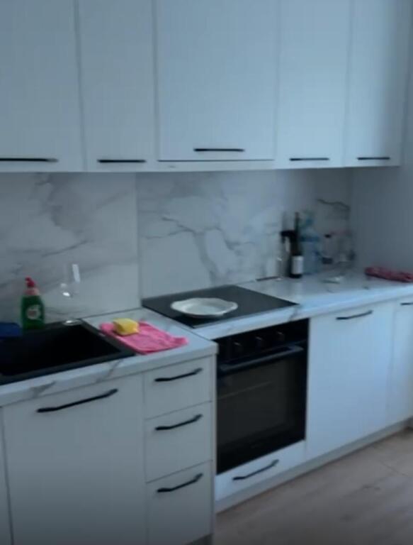 Jepet me qera apartament 1+1