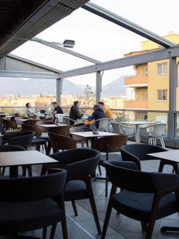 LOCALE COMMERCIALE HOTEL IN AFFITTO 500M2 "DA DRITAN HOXHA, LAPRAKE" 7500 EURO.