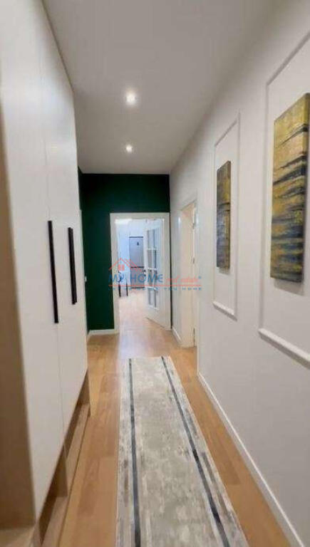 2+1 apartment for sale near the Zoological Garden in Tirana