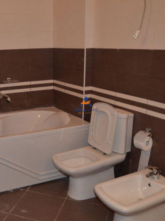 APARTMENT FOR RENT 4+1+BALCONY+VERANDA "DRY LAKE" 1200 EURO.