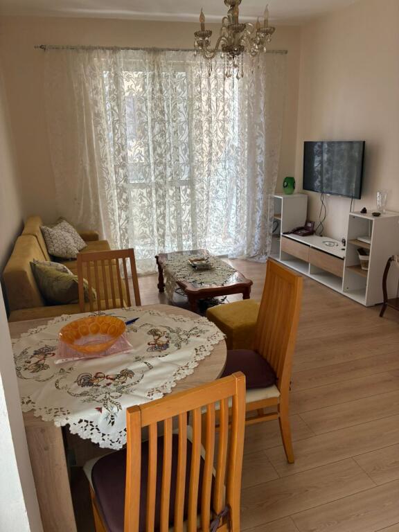 2+1 apartment for rent near Pazari i Ri (60,000 Leke)