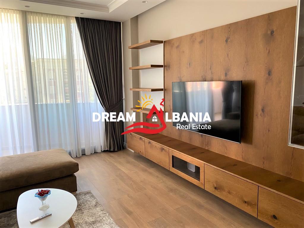 Appartamenti 3+1 in affitto a Bllok, vicino alla Credins Bank a Tirana (ID 4231252)