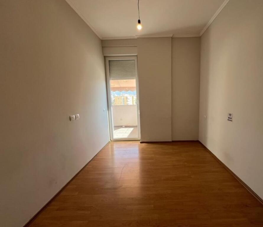 Apartment for Rent!! Location: Behind Olso at 21