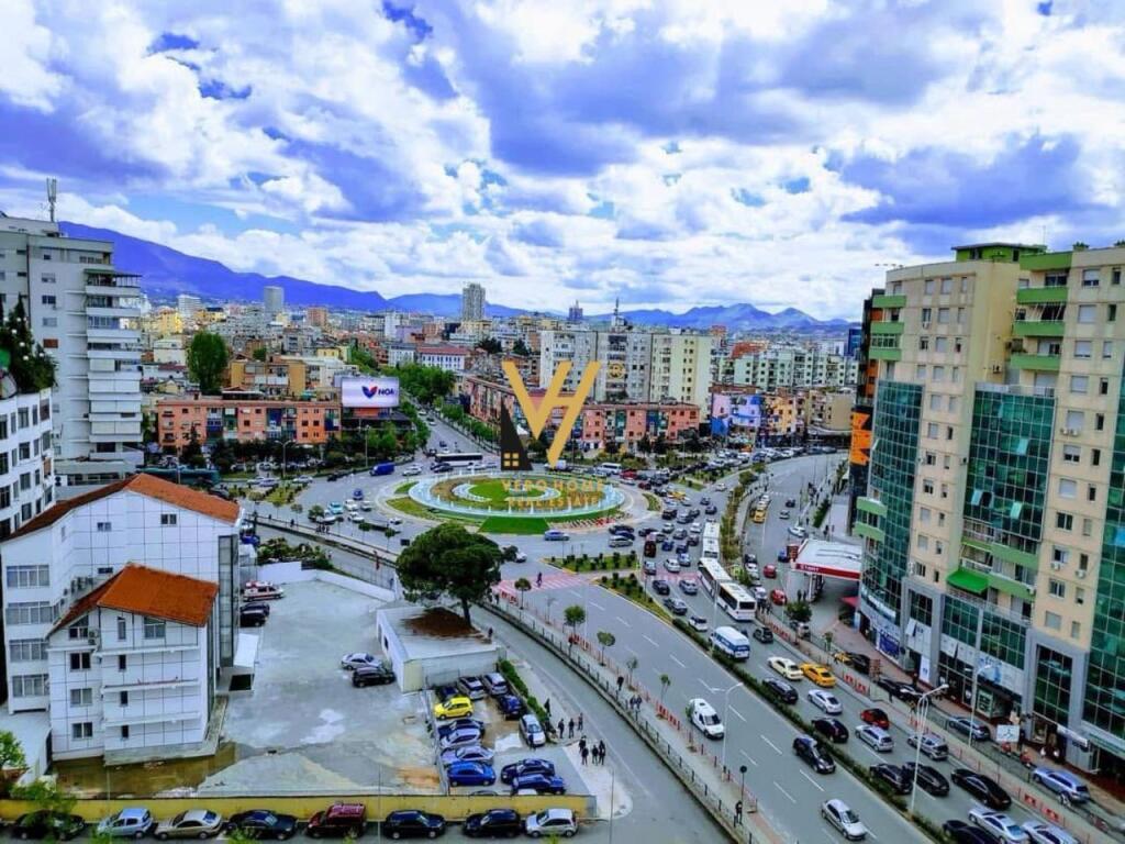 OFFICE 100 M2 FOR RENT IN ZOGU I ZI 1,000 EURO