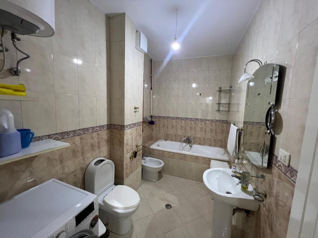Appartamento in Vendita 2+1+2 presso Komuna e Parisit (ID B120706) Tirana