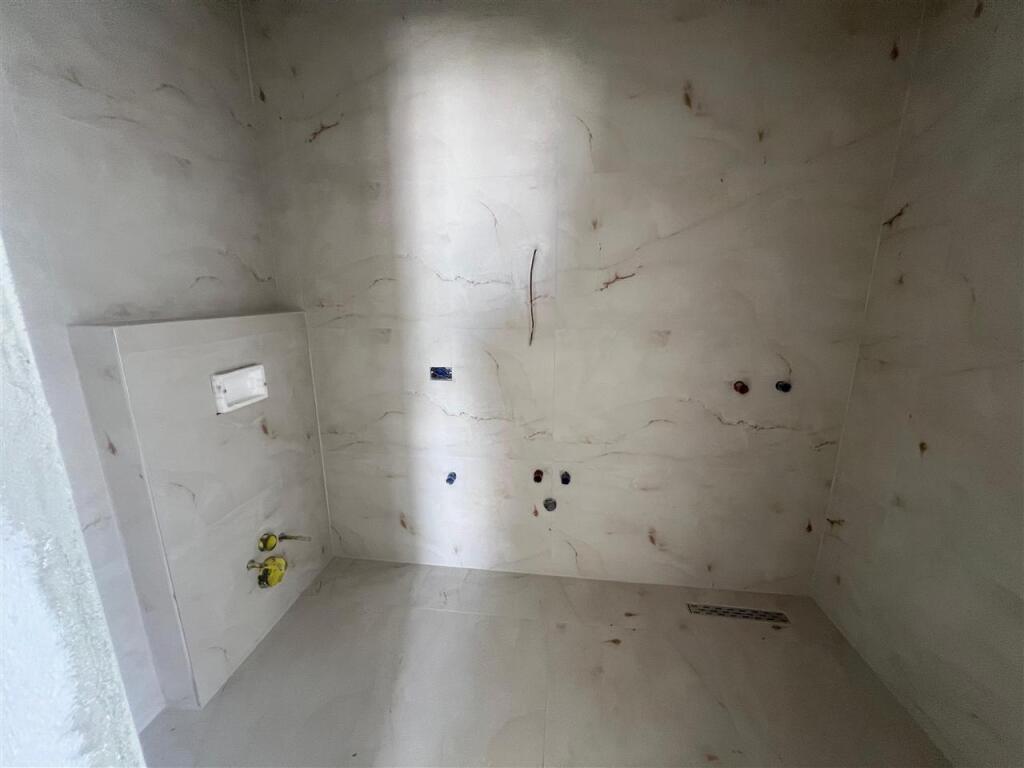 APPARTAMENTO 2+1+VERANDA IN VENDITA COMPLESSO TUDAS, ASTIR, TIRANA