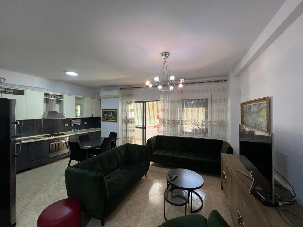 Appartamento in Vendita 2+1+2 presso Komuna e Parisit (ID B120706) Tirana