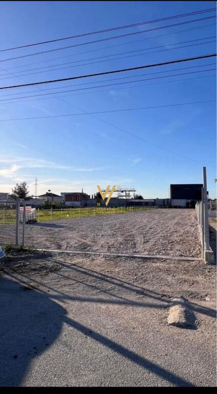 LAND FOR RENT 1,200 M2 IN BATHORE 700 EURO